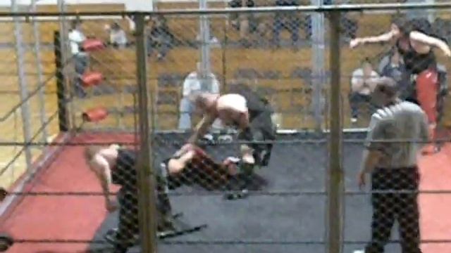 TheHooligans vs Submission Squad in a I QUIT Cage MATCH (part 2) смотреть онлайн