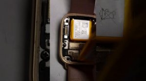 Разборка и замена батарейки часов Amazfit.