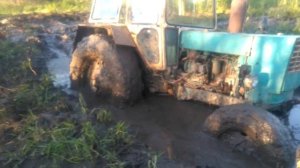 Юмз с передним мостом т 40 и два мтз штурмует плаваем в грязи трудные дороги