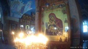 Приложился к плащанице