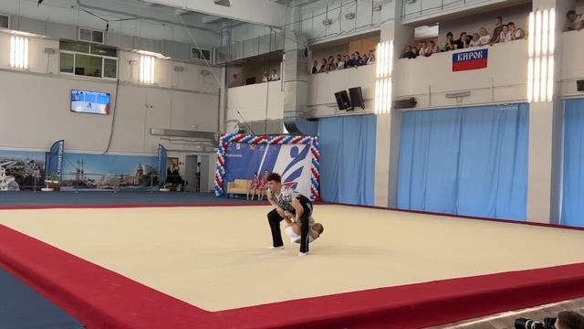 СмП 13-19, Айрапетян Варвара - Максютов Кирилл, Комбинированное упражнение