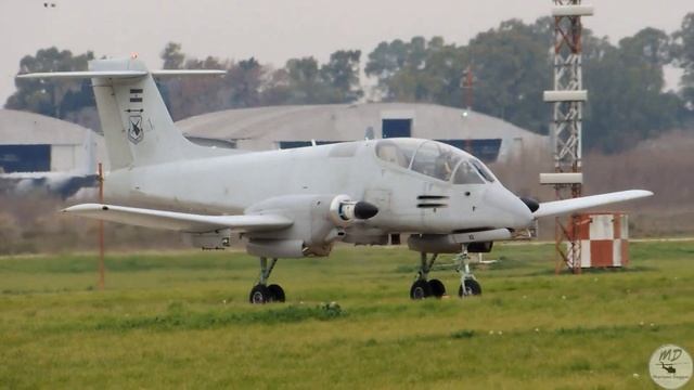 IA-58H Pucara Fénix y IA-58D Pucara despegando desde El Palomar hacia FAdeA смотреть онлайн