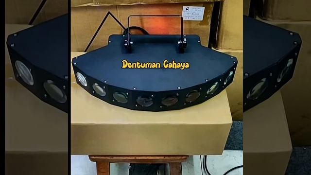Lampu Panggung 8 Mata 8x10W RGBW смотреть онлайн