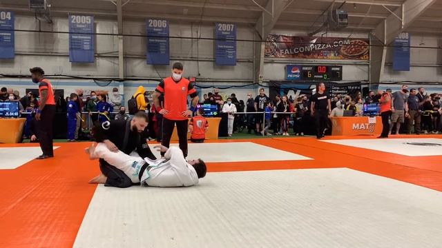 Grappling Industries Hamden: Kimono Match 3 смотреть онлайн