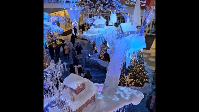 Новогодние инсталляции 2024 в Dana Mall и ТЦ Столица. Минск  | New Year's Decorations in Minsk mall
