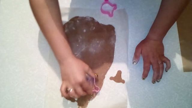 Розпакування та випробування вирубки ля печива печива 