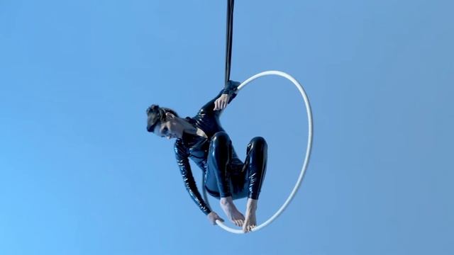 Aerial hoop "Hypnosis" смотреть онлайн