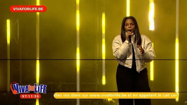 Mentissa Aziza: chante balance, mamma mia, et bam (19/12/22) смотреть онлайн