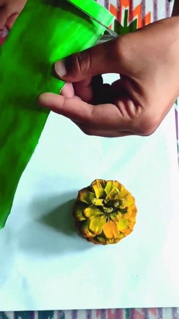 diy pinecone pineapple ... #diy #crafts #pinecone #artandcraft #art #pinecones #diycrafts #craftide смотреть онлайн