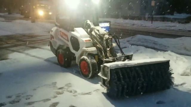 Update on our new Quick Attach broom for the Bobcat small articulating loader. смотреть онлайн