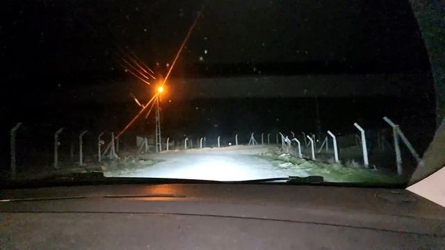PERİLİ VİLANIN YOLLARINDA ÖLÜMDEN DÖNDÜK ! 8.5 DERECE GÖZLE ARABA SÜRDÜ смотреть онлайн