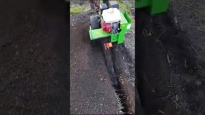 копка траншей траншеекопателем
