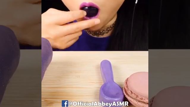 Asmr eating Only Purple Food Edible Spoon , Purple Macrons смотреть онлайн