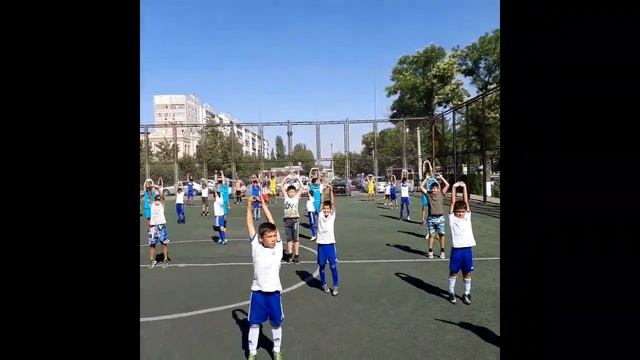 ФА "Пахтакор" - Массовый футбол! смотреть онлайн