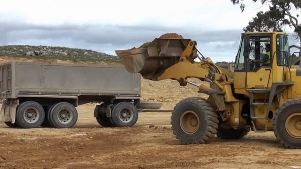 Komatsu WA320 Loader