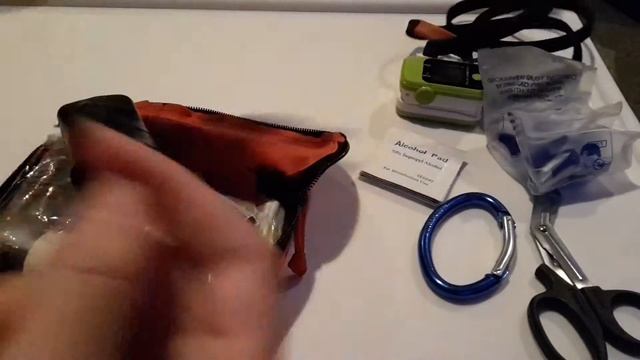 Med Kit from my EDC/day bag - Cripples Anonymous смотреть онлайн