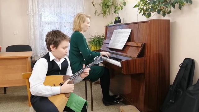 Суворов Роман р.н.п. «Ехал на ярмарку Ухарь купец» обр. А.Шалова смотреть онлайн