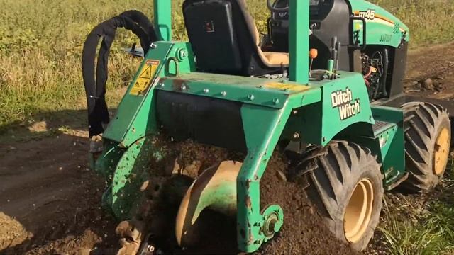 Ditch Witch RT45 - gardenlogistic Brasov- sapaturi mecanizate santuri смотреть онлайн