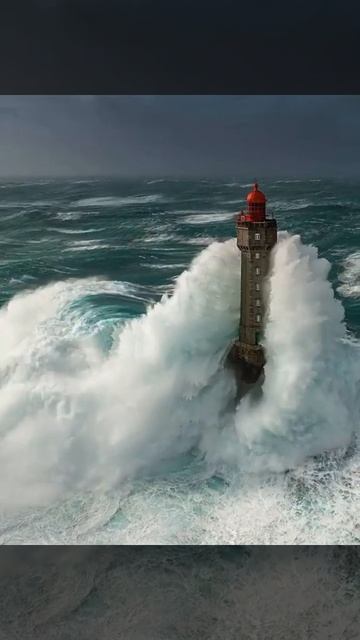 Rough Sea Weather At Light House