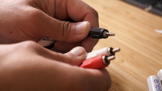 Converting the front mic jack on my PC into a Coaxial Digital Output смотреть онлайн