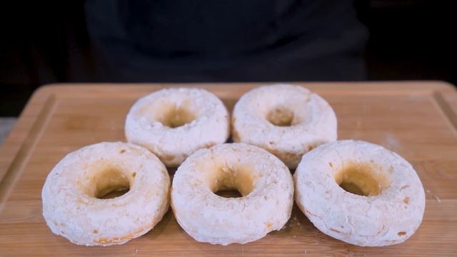 ANABOLIC POWDERED DONUTS | The Easiest High Protein Donut Recipe! | Low Calorie Baked Donuts смотреть онлайн