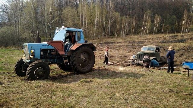 ура, вылезли 2 дня сидели тракторист супер смотреть онлайн