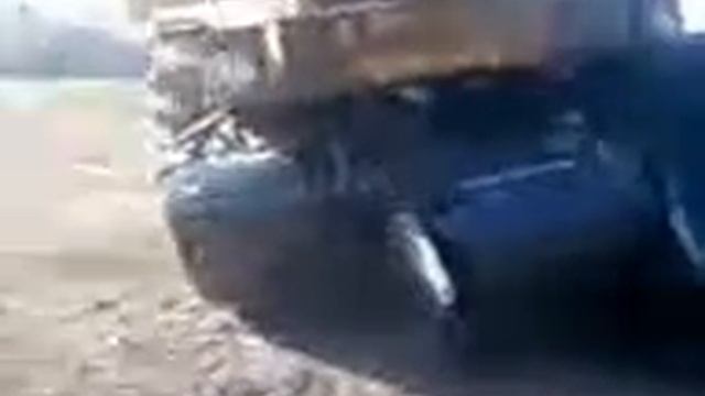 К-700 переехал шиньон смотреть онлайн