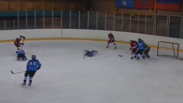 клип из трех песен