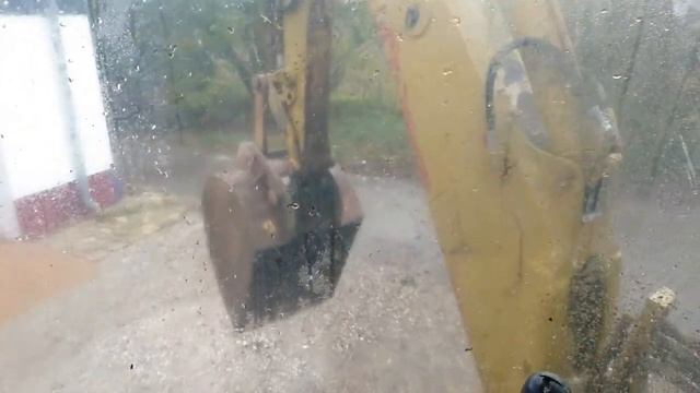 Baggerlader John Deere 410, Hoflader mit Frontlader und Bagger смотреть онлайн
