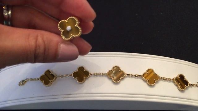 VAN CLEEF & ARPELS Alhambra Review | VCA Alhambra bracelet | Insidecivscloset смотреть онлайн