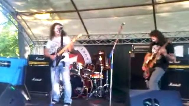 DeZtraktor - Majáles alko-live 2012 смотреть онлайн