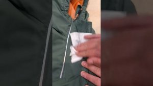 Избавляемся от пятен на куртке БЕЗ СТИРКИ