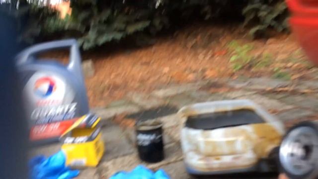 Wymiana oleju bez podnośnika/kanału na chodniku Kia Picanto 1.0. смотреть онлайн