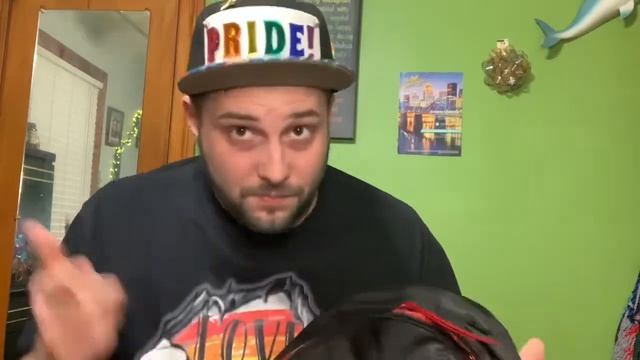 Unboxing Marc Jacobs Pride Bag! смотреть онлайн