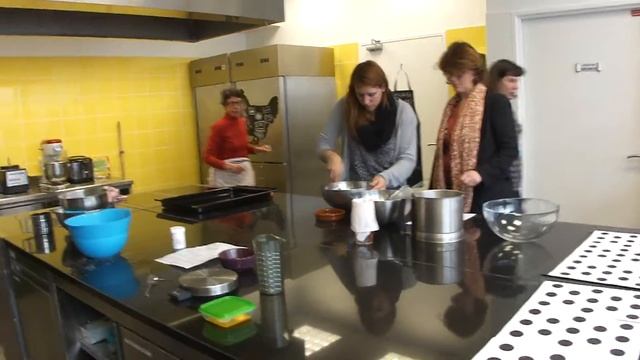 Ecocitoyen - Pauses Méridiennes 2013 : Atelier Pâtisserie Macarons - 005