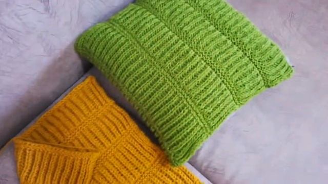 Вяжем наволочки для подушек. Которые плавно превратились в жилетку))) смотреть онлайн