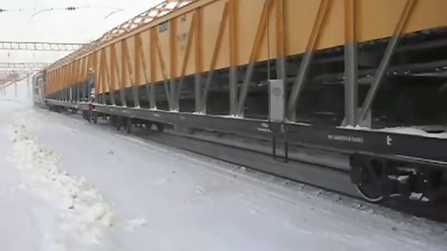 Снегоуборочный поезд СМ2Б-1143.  Уборка снега на 226 км.