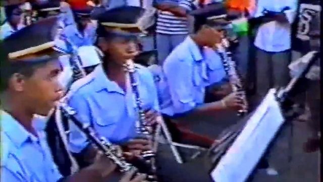 1° Encontro de Bandas de Música da Mata Norte em Nazaré da Mata com a Revoltosa em 1993 смотреть онлайн