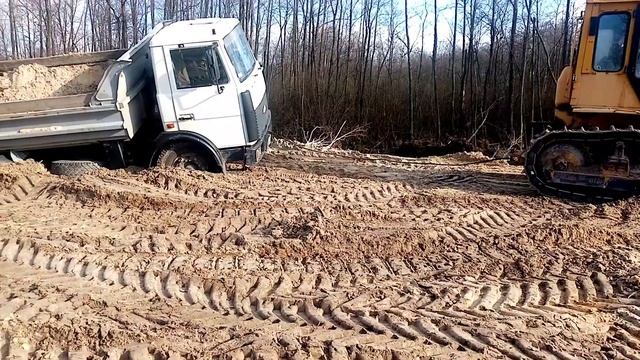Как бульдозер, пришёл на помощ👍 смотреть онлайн