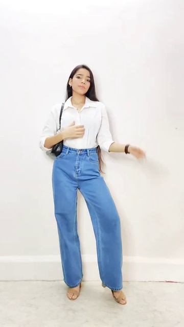 Wide Leg Jeans Styling ❤️#shorts #shortsindia #youtubeshorts #youtube #youtuber #styling #fashion смотреть онлайн