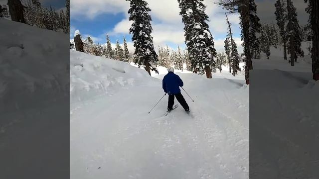 Skiing in Gulmarg: Highlights смотреть онлайн
