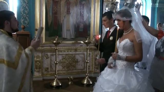 Венчание (фрагмент свадебного фильма).mpg смотреть онлайн