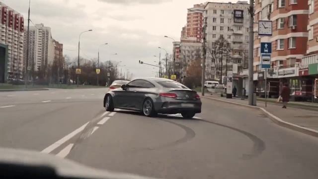 Пов: когда мама сказала быть дома в 22:00 смотреть онлайн