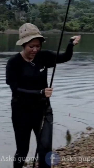 #mancing seru di #riamkanan #nature #camping #fishing смотреть онлайн