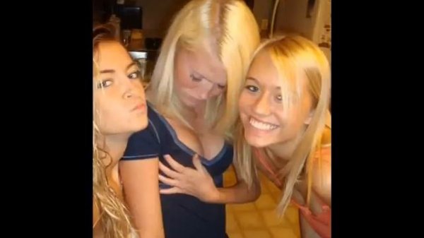 Hot and Sexy Teen Girls
