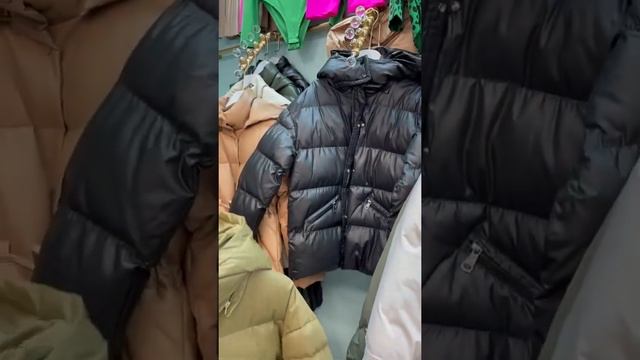 видеообзор курточек! по поводу заказа и сотрудничества пишите в Watsapp, Telegram +7(952)1792984 смотреть онлайн