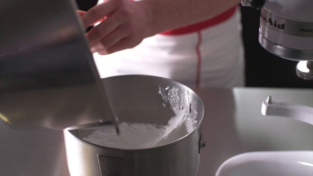 Valrhona - Gli Essenziali - Macarons Cacao