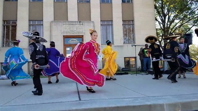 Dobbs Folklorico 2018 - Machete dance смотреть онлайн