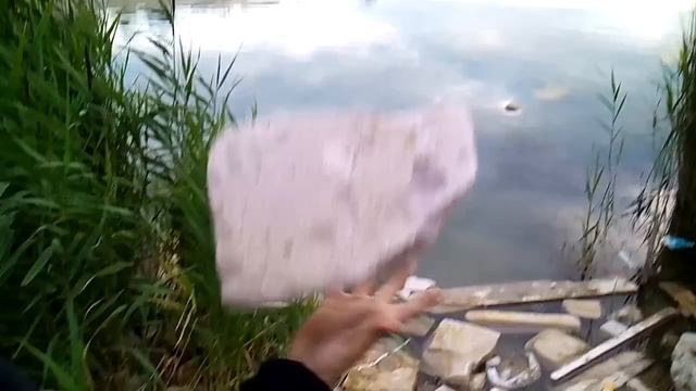 Кирпич поплыл смотреть онлайн