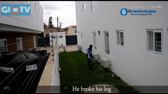 How Thief Jumped Electric Fence смотреть онлайн